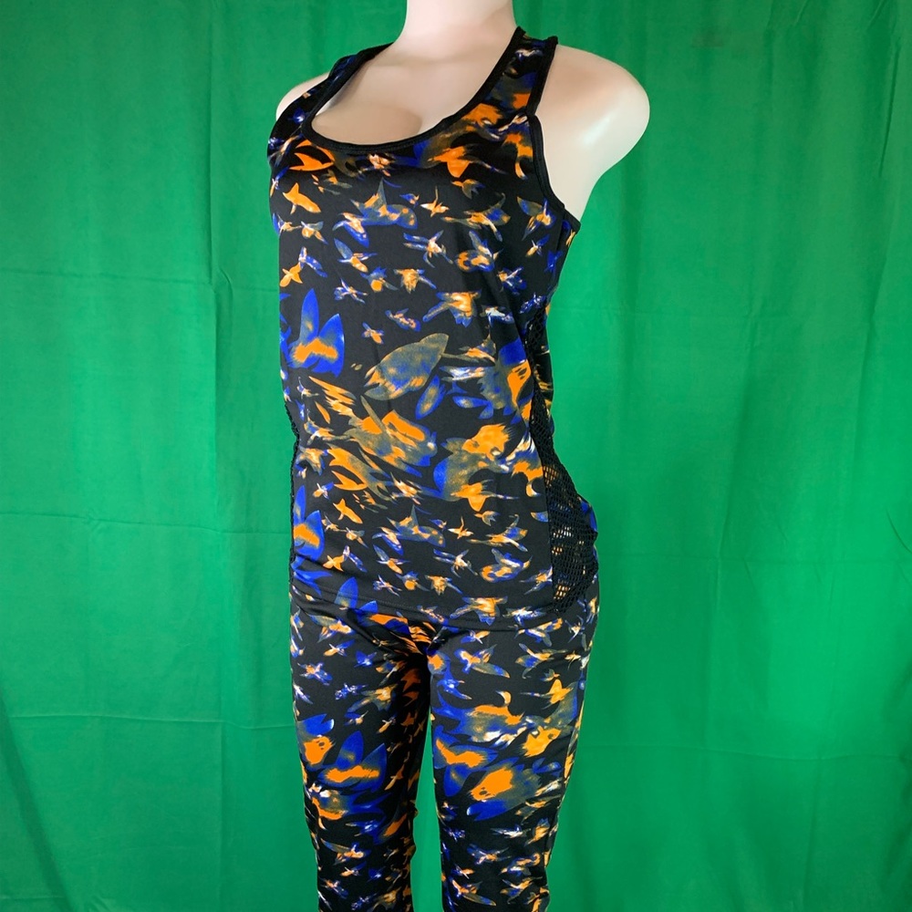 Capri 2 piece set - Picture 2 of 3